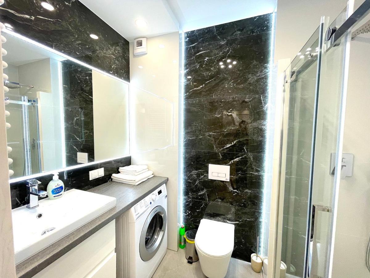 Apartament Superior Blue Przy Plazy- Free Pool, Saunas, Jacuzzi, Fitness, Salzgrotte Kolobrzeg Dış mekan fotoğraf